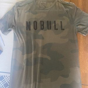 Nobull green camo t shirt